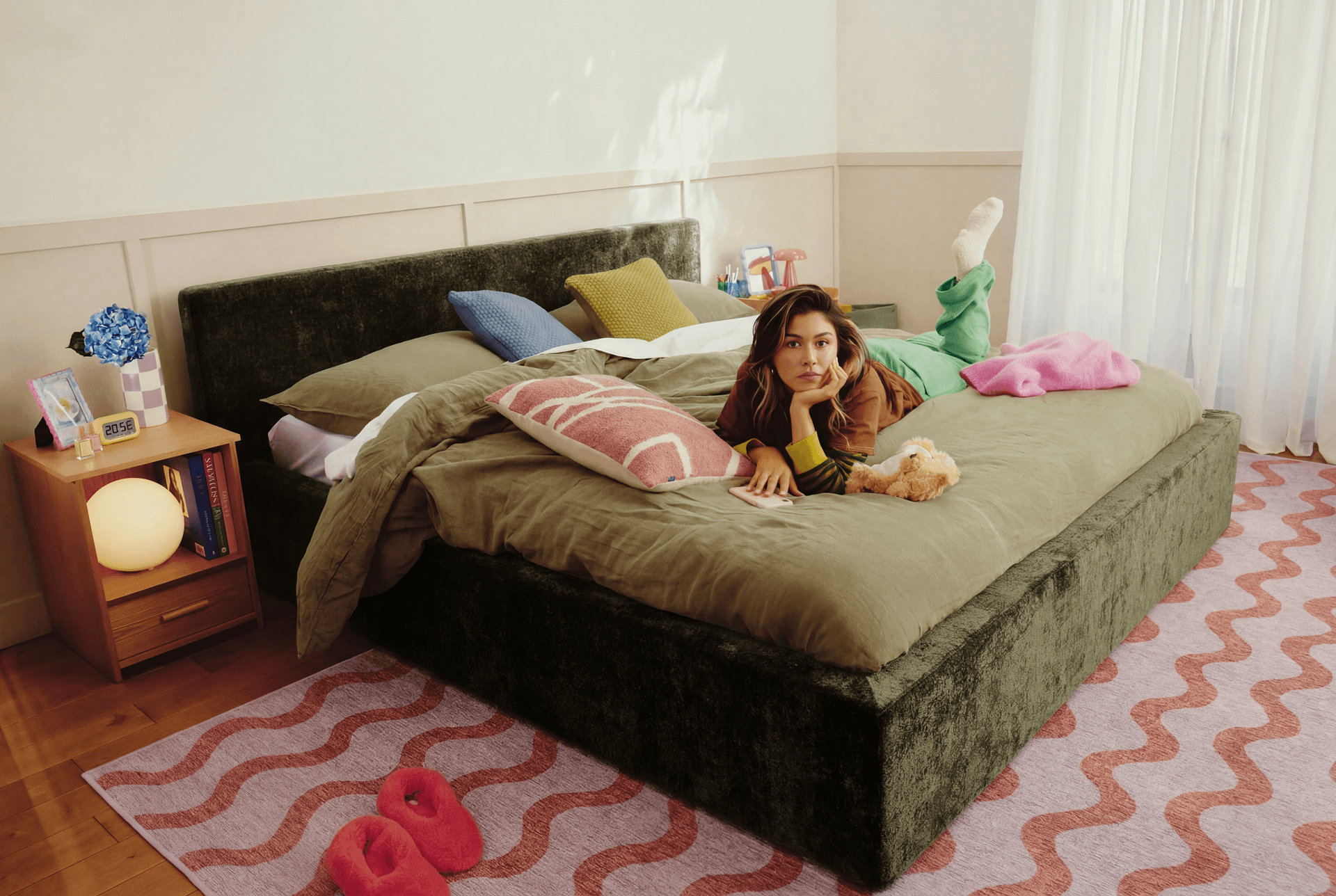 A Cozey Ara bed in Sage